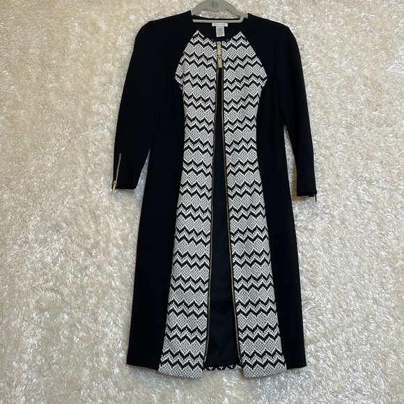 Cache Dress - Picture 3 of 9